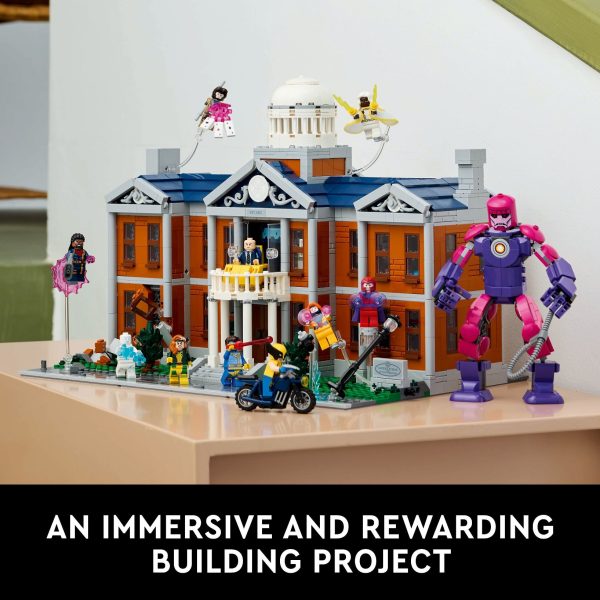 LEGO Marvel X-Men The X-Mansion Building Set with 10 Minifigures 76294 - Image 3